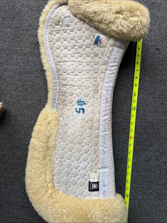 Other - Mattes Sheepskin Half Pad VS Size XL